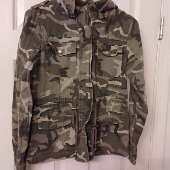 Men's/Women's Small Camo light jacket - Picture 1 of 5